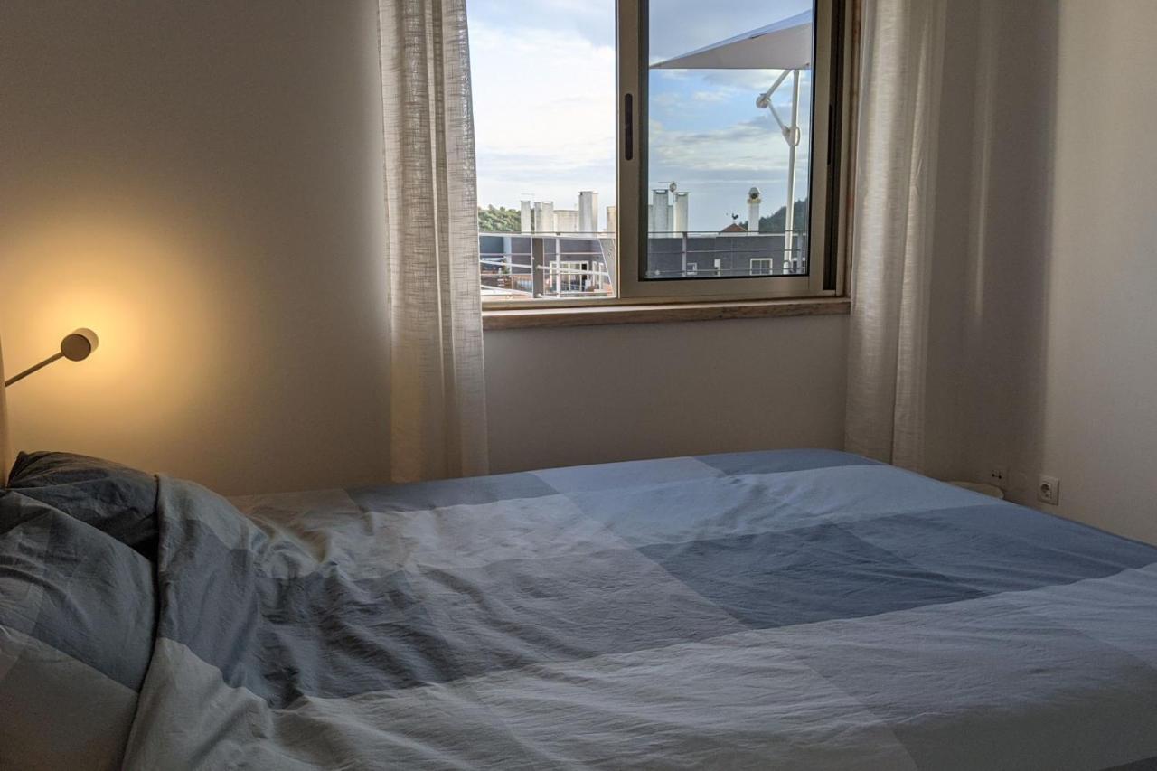 Lovelystay - Sesimbra 3Bdr Apartment W/Terrace Bagian luar foto