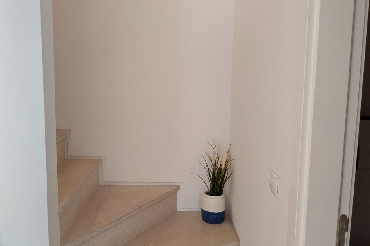Lovelystay - Sesimbra 3Bdr Apartment W/Terrace Bagian luar foto