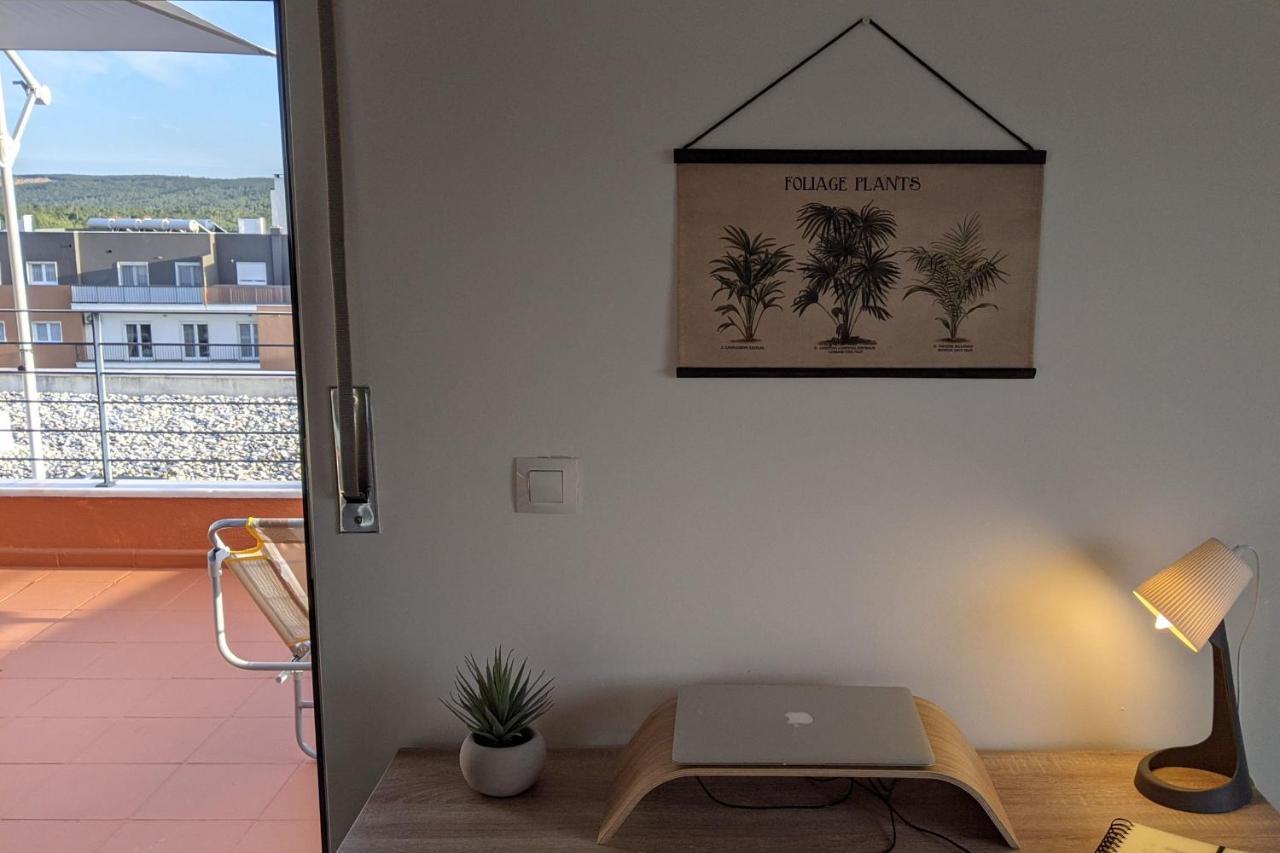Lovelystay - Sesimbra 3Bdr Apartment W/Terrace Bagian luar foto